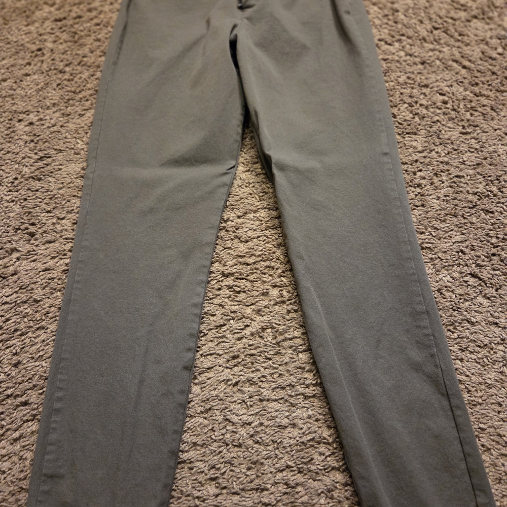 Old Navy Gray Chinos Classic Style